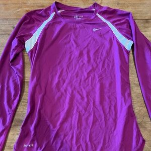 Nike DriFit Long sleeve